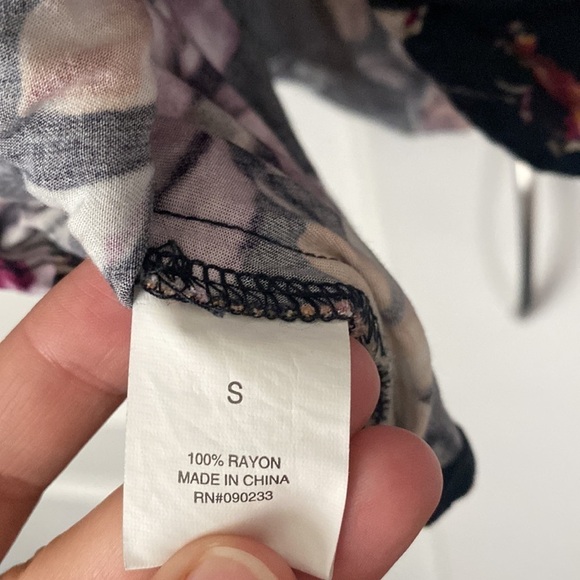 Kendall & Kylie Dress - Picture 8 of 8